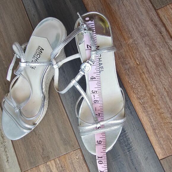 MICHAEL Michael Kors Kami T-Strap Wedge Sandals Silver Espadrille US 8 Elegant - Picture 9 of 9